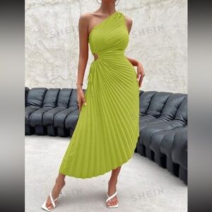 Green beautiful dress